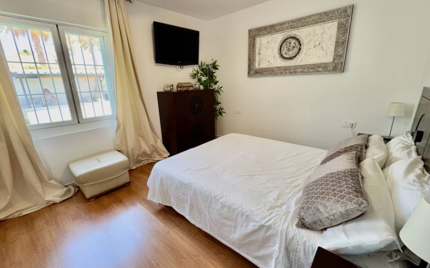 Herverkoop - Country House -
Torrellano