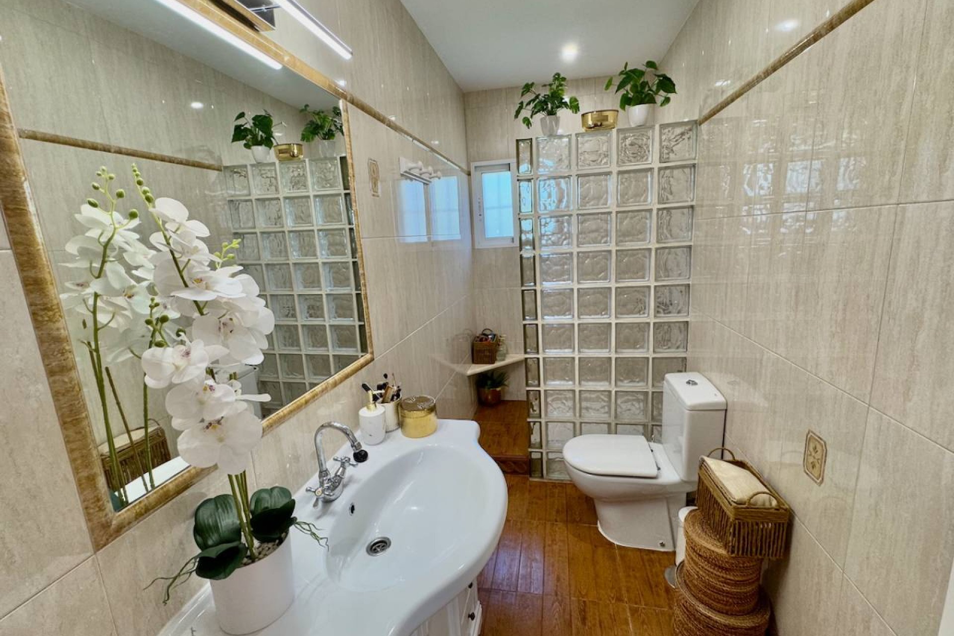 Herverkoop - Country House -
Torrellano