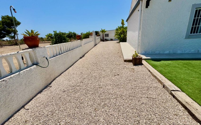 Herverkoop - Country House -
Torrellano