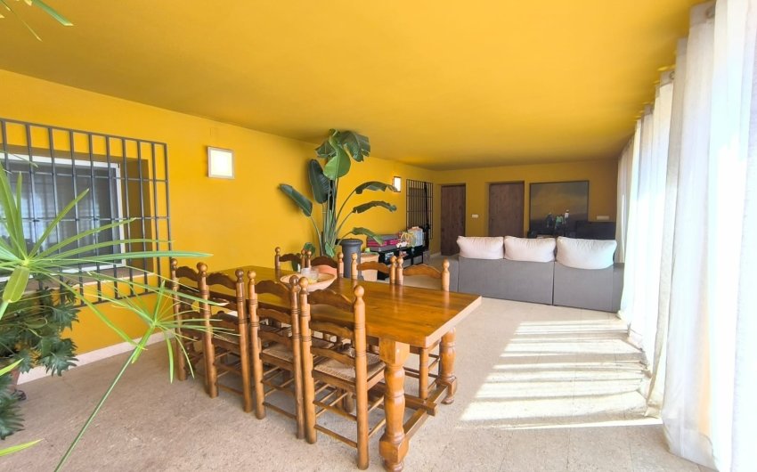 Herverkoop - Country House -
Villena - Inland