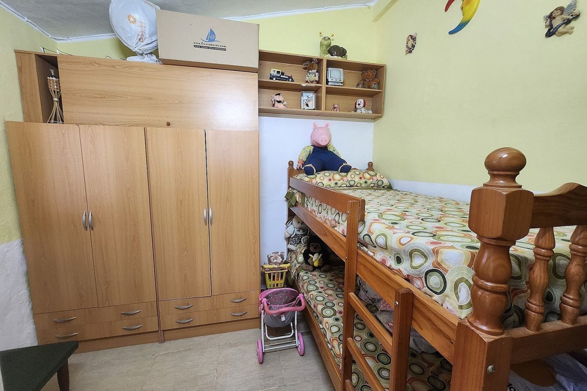 Herverkoop - Country House -
Villena