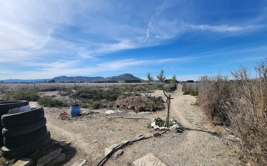 Herverkoop - Country House -
Villena