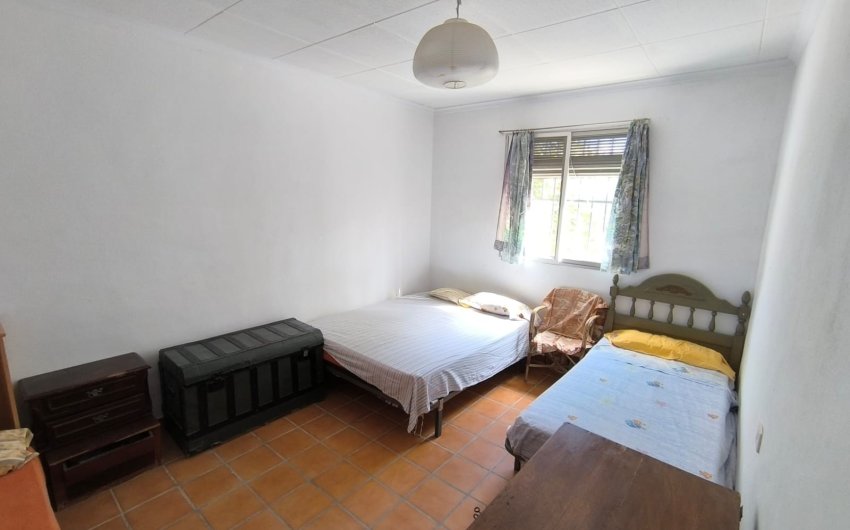 Herverkoop - Country House -
Yecla - Inland