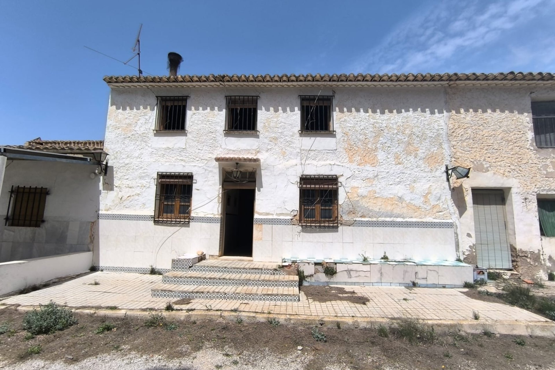 Herverkoop - Country House -
Yecla - Inland