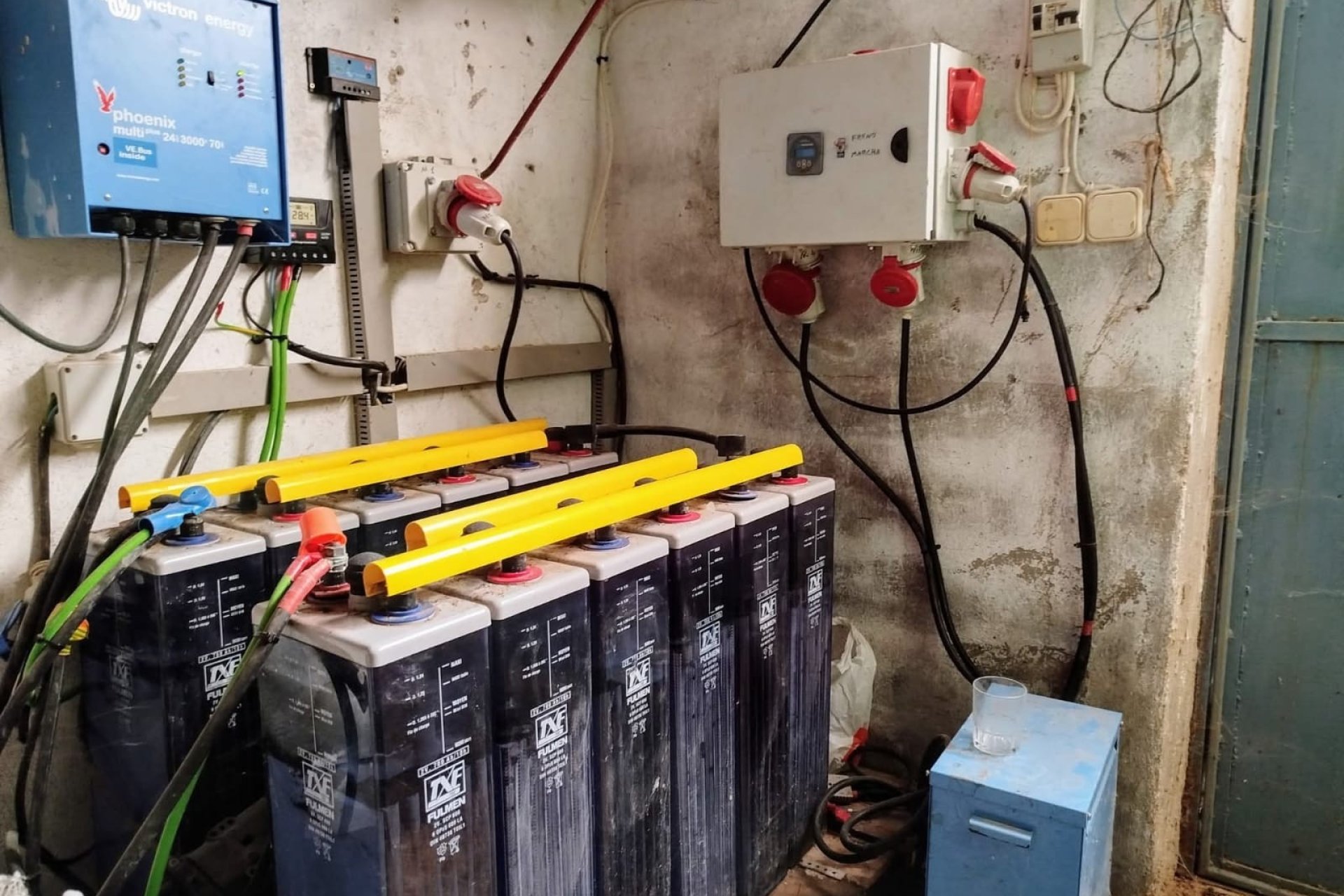 Herverkoop - Country House -
Yecla - Inland