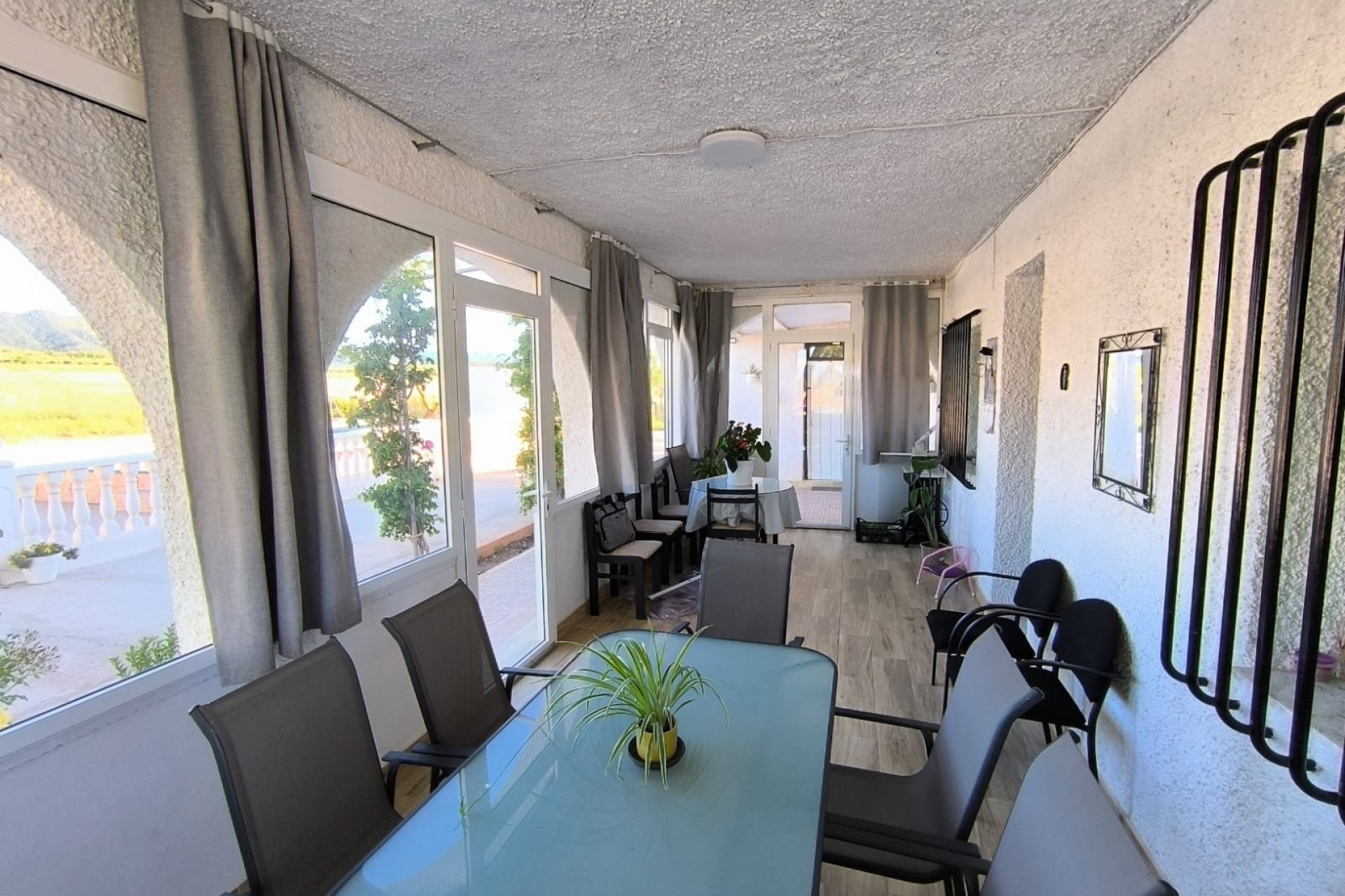 Herverkoop - Country House -
Yecla - Inland