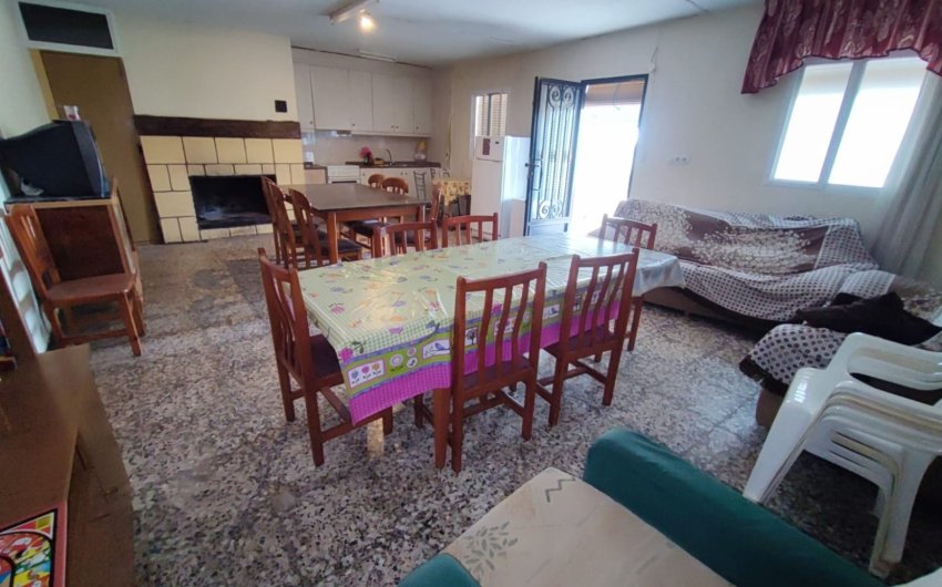 Herverkoop - Country House -
Yecla - Inland