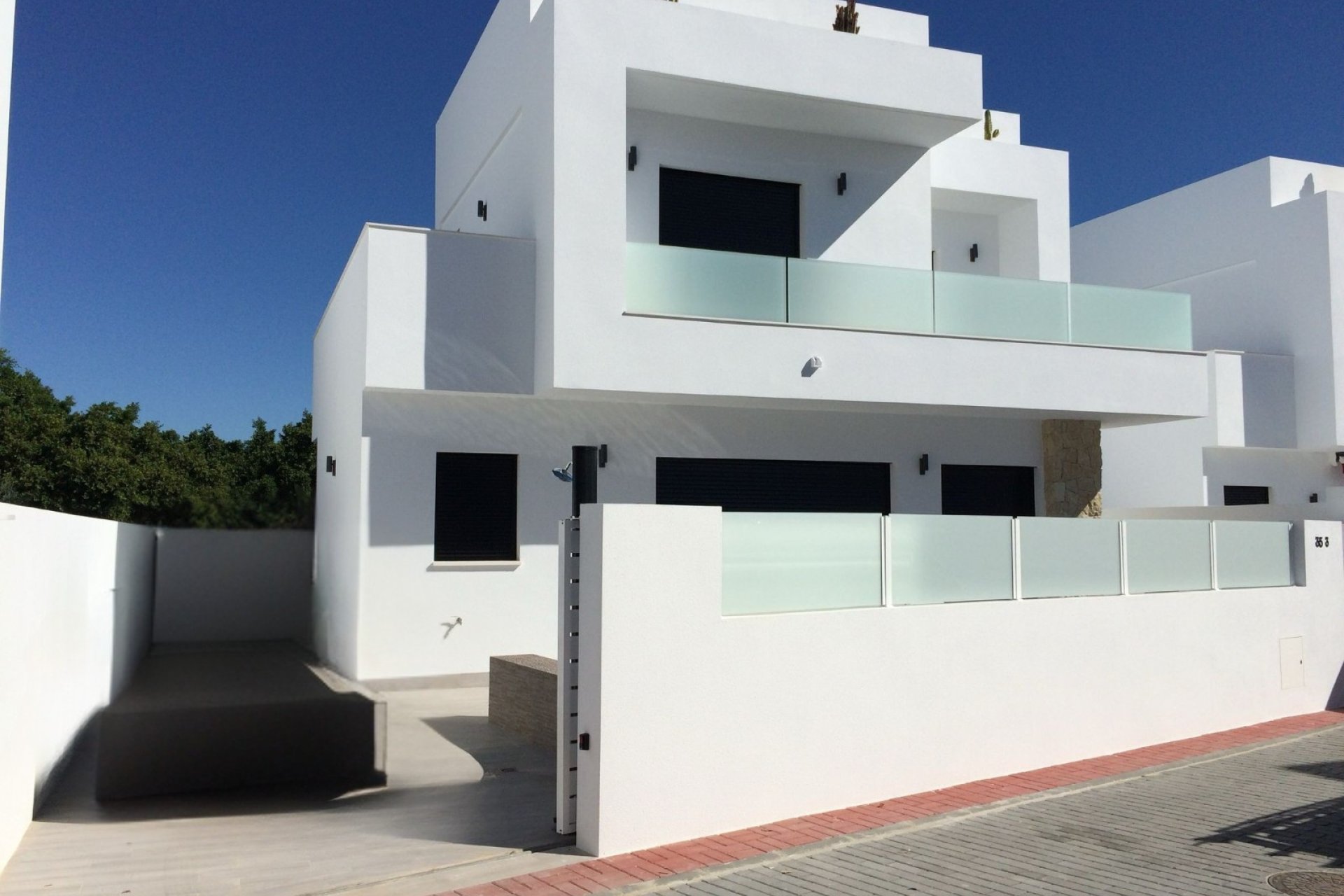 Herverkoop - Detached Villa -
Los Montesinos - La Herada