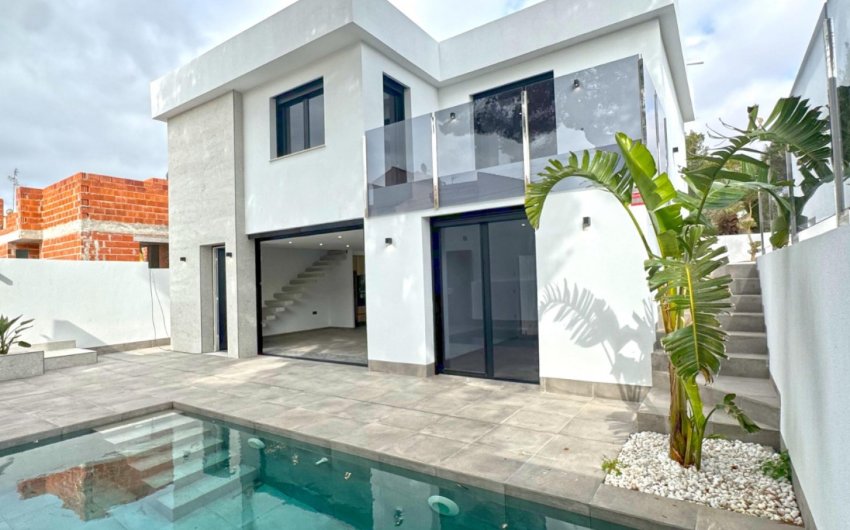 Herverkoop - Detached Villa -
Torrevieja - Los Balcones - Los Altos del Edén