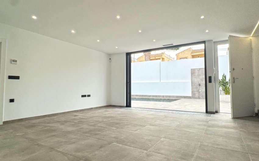 Herverkoop - Detached Villa -
Torrevieja - Los Balcones - Los Altos del Edén