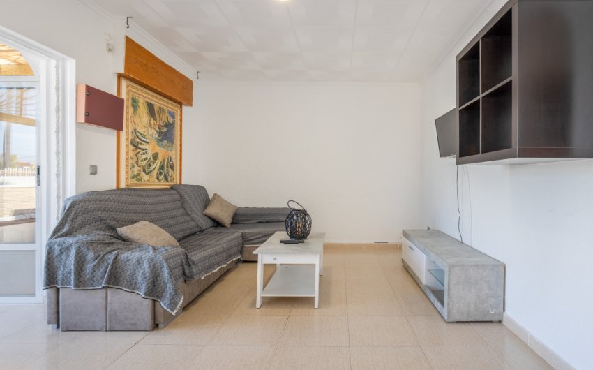 Herverkoop - Detached Villa -
Torrevieja - Urbanización San Luis