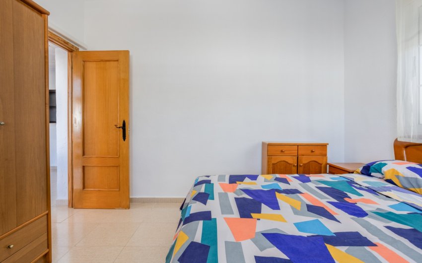 Herverkoop - Detached Villa -
Torrevieja - Urbanización San Luis