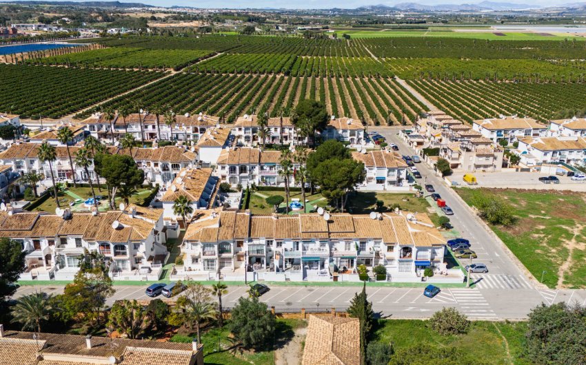 Herverkoop - Duplex apartment -
Torrevieja - Lago Jardin