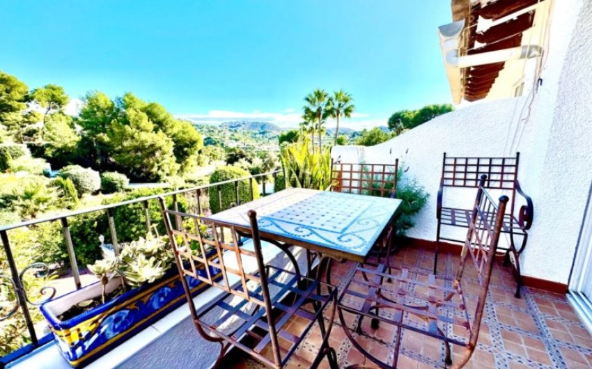 Herverkoop - duplex -
Moraira - Costa Blanca