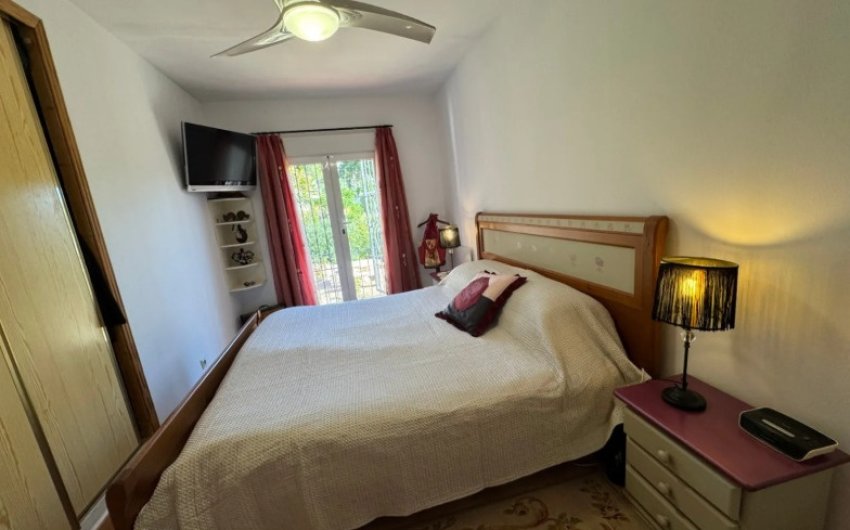 Herverkoop - duplex -
Moraira - Costa Blanca