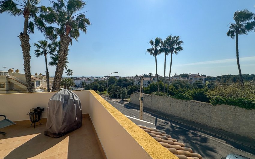 Herverkoop - duplex -
Orihuela Costa - Costa Blanca