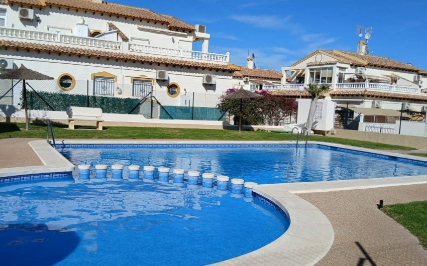 Herverkoop - duplex -
Orihuela - Urbanización Perla Del Mar