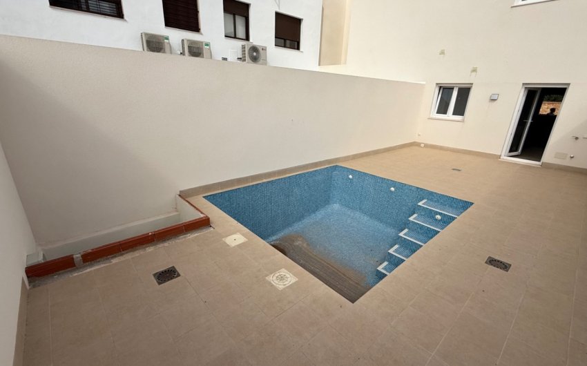 Herverkoop - duplex -
Pilar de la Horadada - Costa Blanca