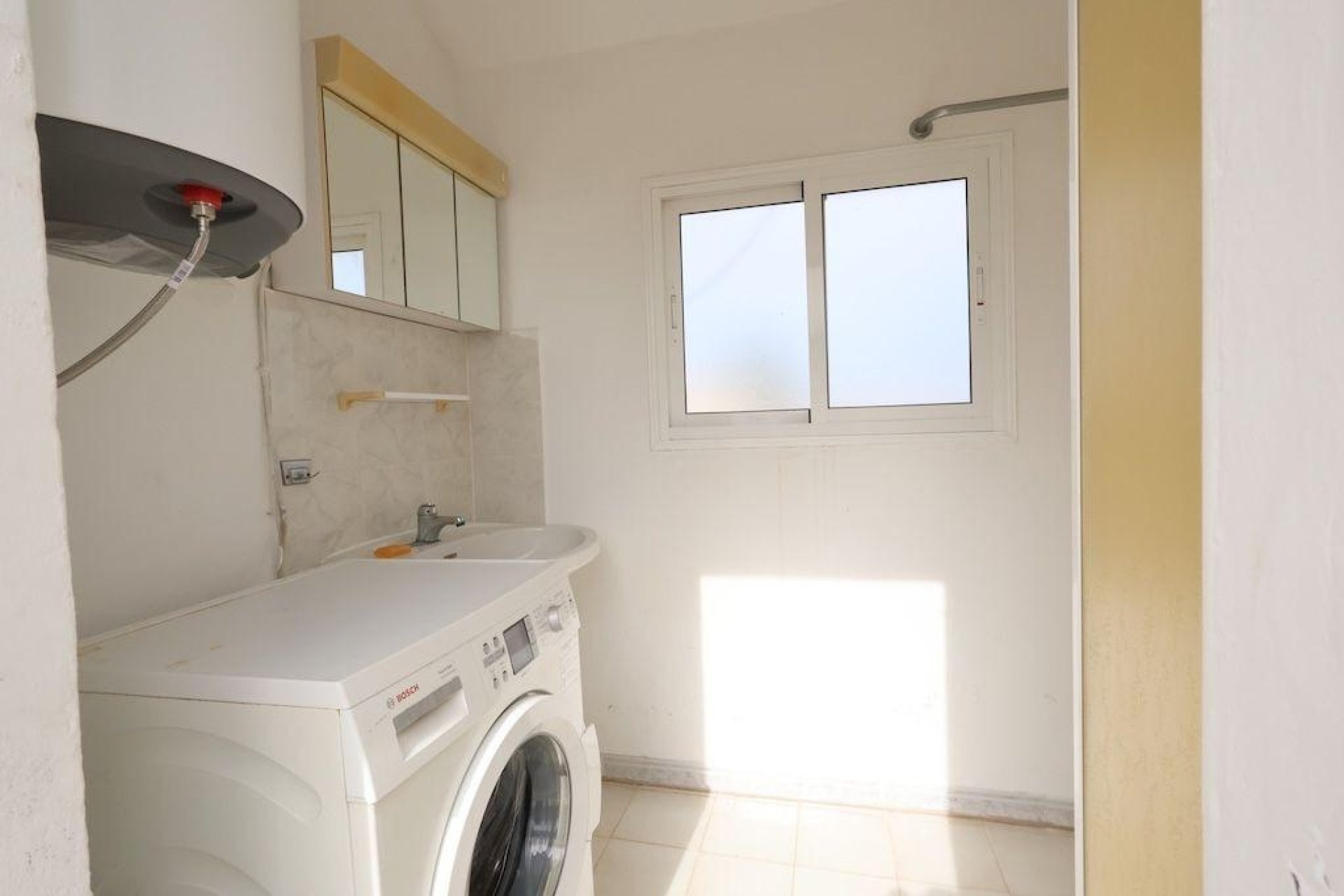 Herverkoop - duplex -
Rojales - Inland