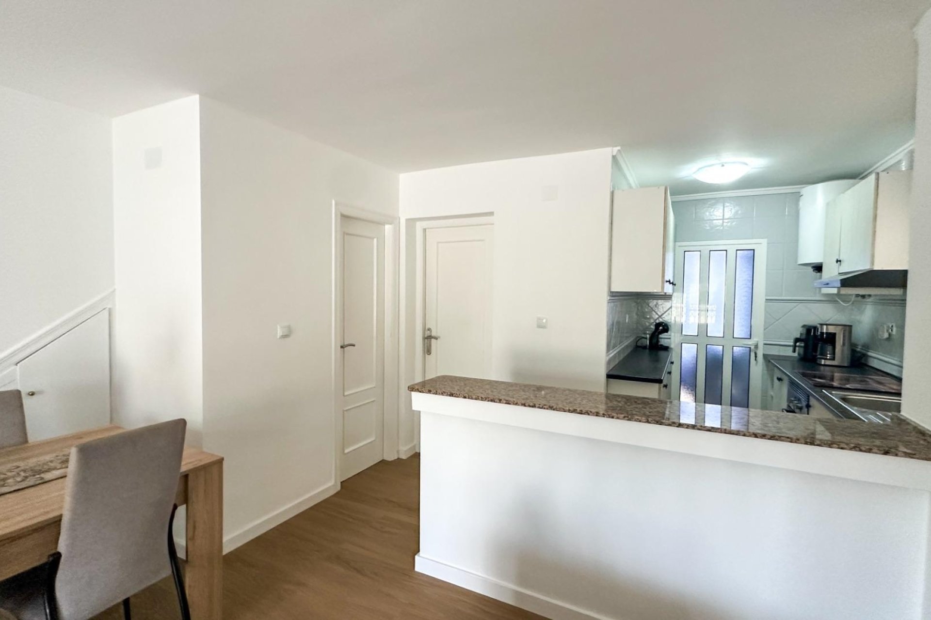 Herverkoop - duplex -
San Miguel de Salinas - Las Filipinas