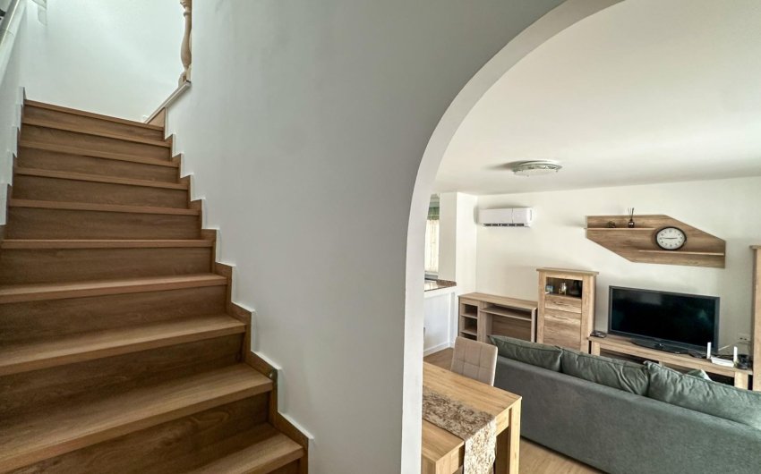 Herverkoop - duplex -
San Miguel de Salinas - Las Filipinas