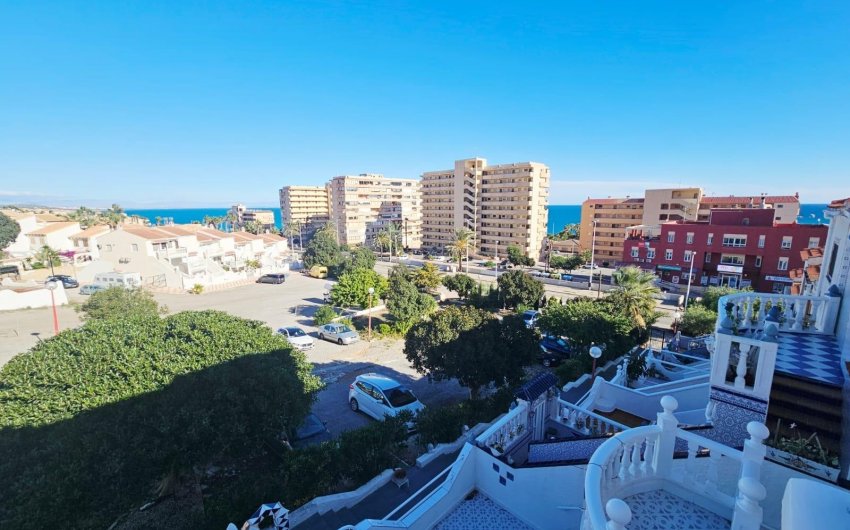 Herverkoop - duplex -
Torrevieja - Cabo Cervera