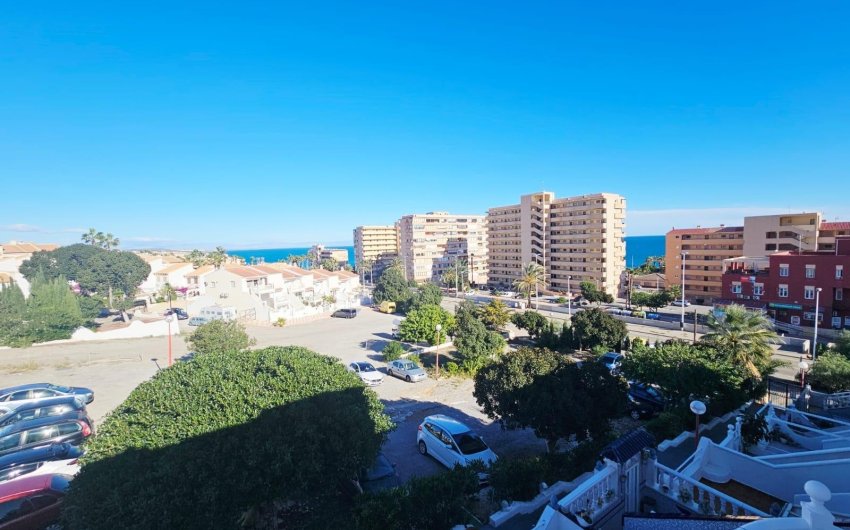 Herverkoop - duplex -
Torrevieja - Cabo Cervera