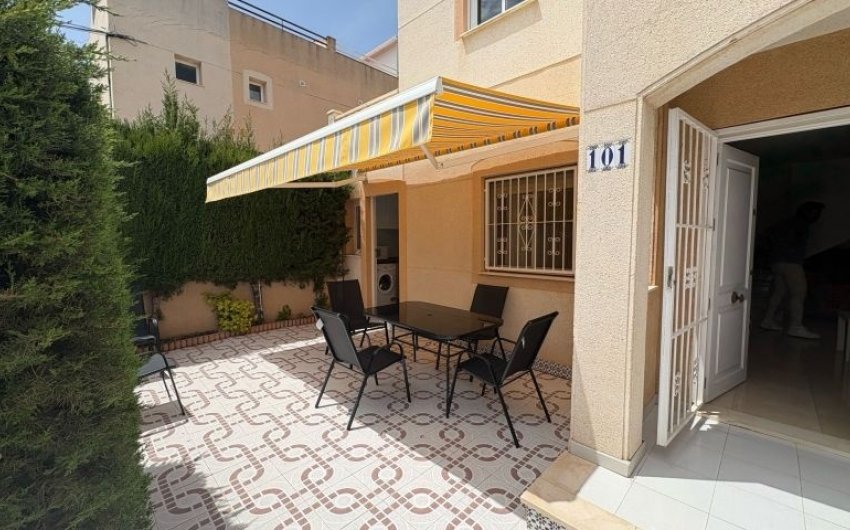 Herverkoop - duplex -
Torrevieja - Costa Blanca