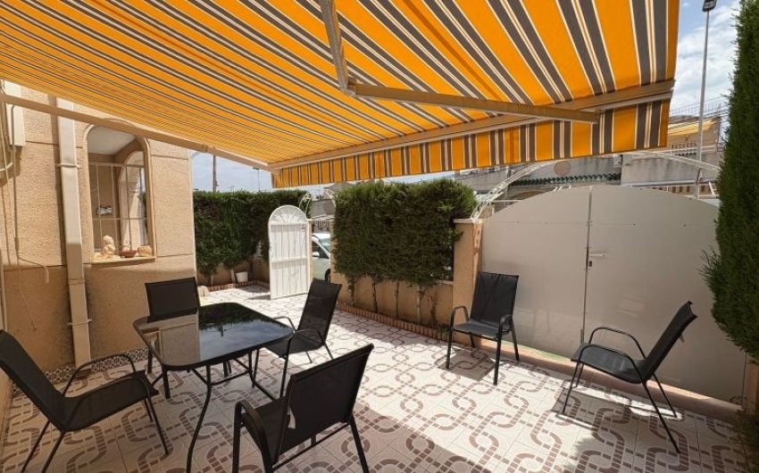 Herverkoop - duplex -
Torrevieja - Costa Blanca