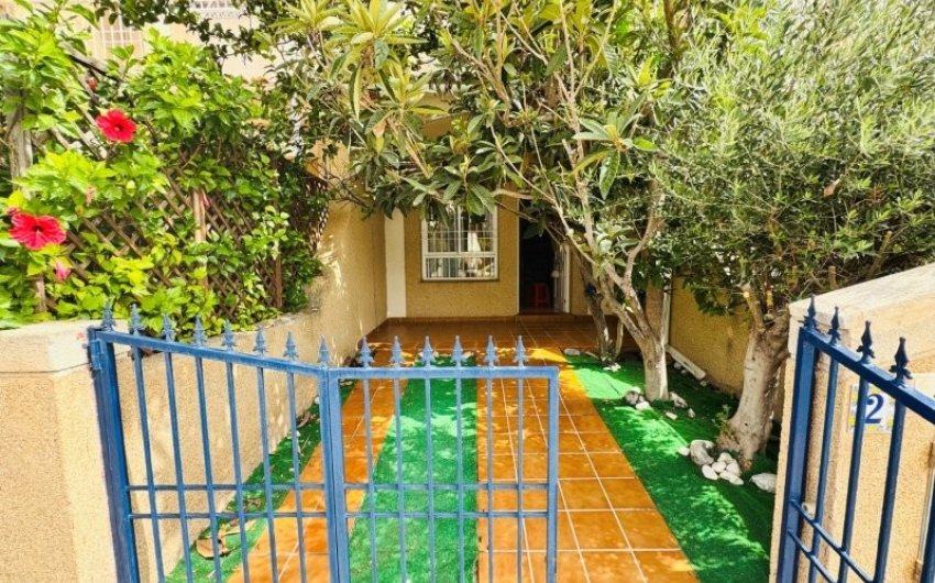 Herverkoop - duplex -
Torrevieja - Costa Blanca