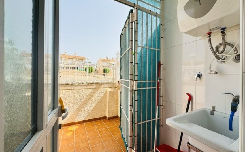 Herverkoop - duplex -
Torrevieja - Costa Blanca