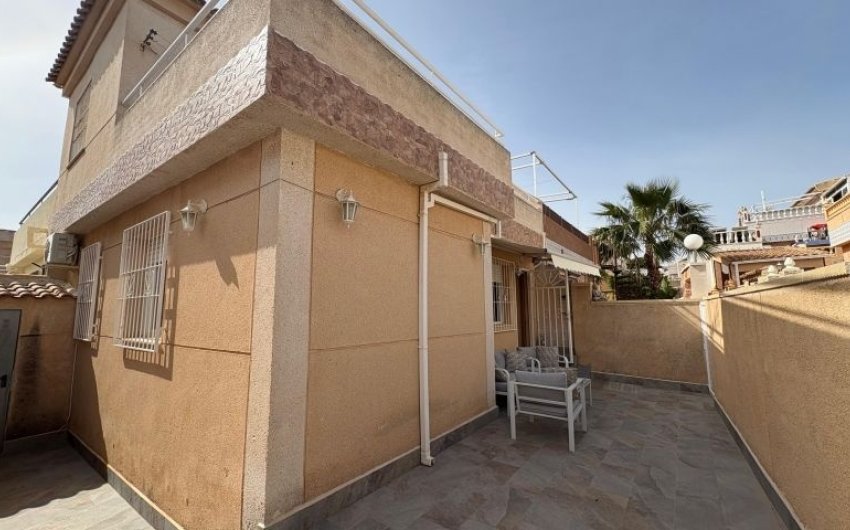 Herverkoop - duplex -
Torrevieja - Costa Blanca