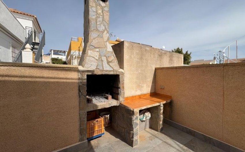 Herverkoop - duplex -
Torrevieja - Costa Blanca