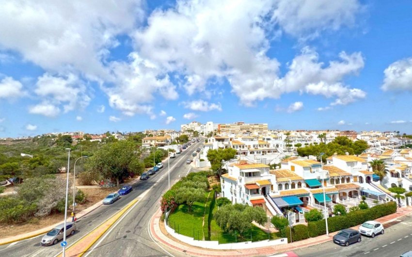 Herverkoop - duplex -
Torrevieja - Costa Blanca