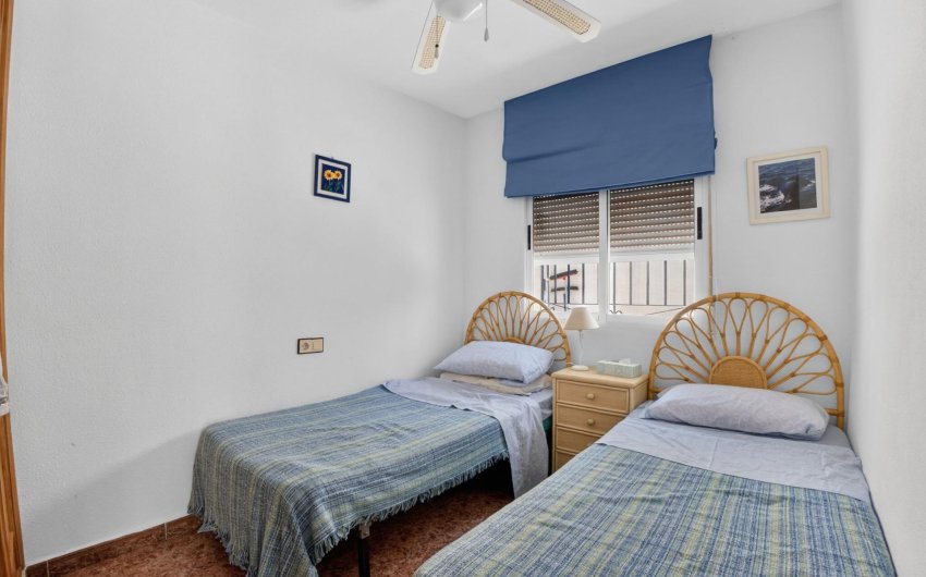 Herverkoop - duplex -
Torrevieja - La Siesta - El Salado - Torreta