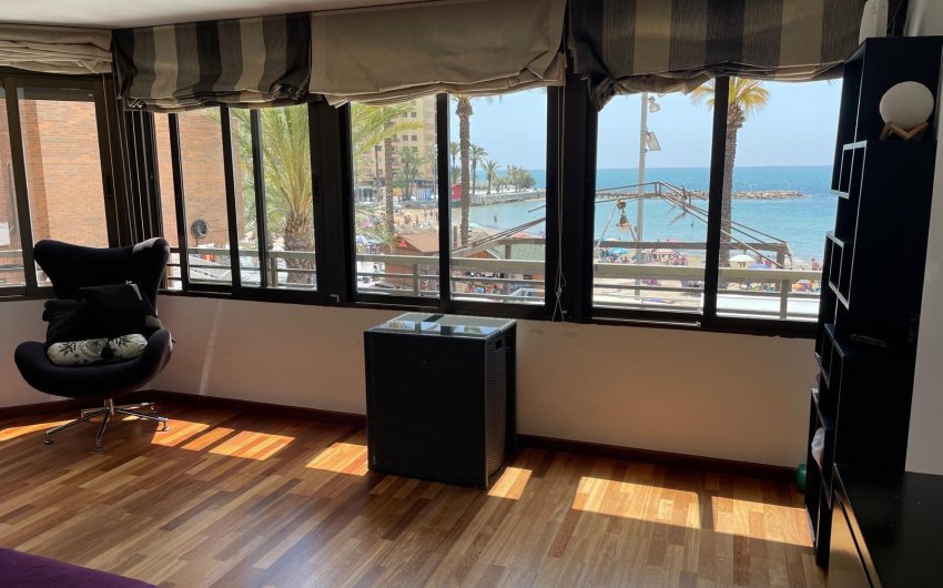 Herverkoop - duplex -
Torrevieja - Playa del Cura