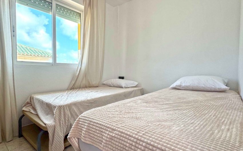 Herverkoop - duplex -
Torrevieja - Torrelamata - La Mata