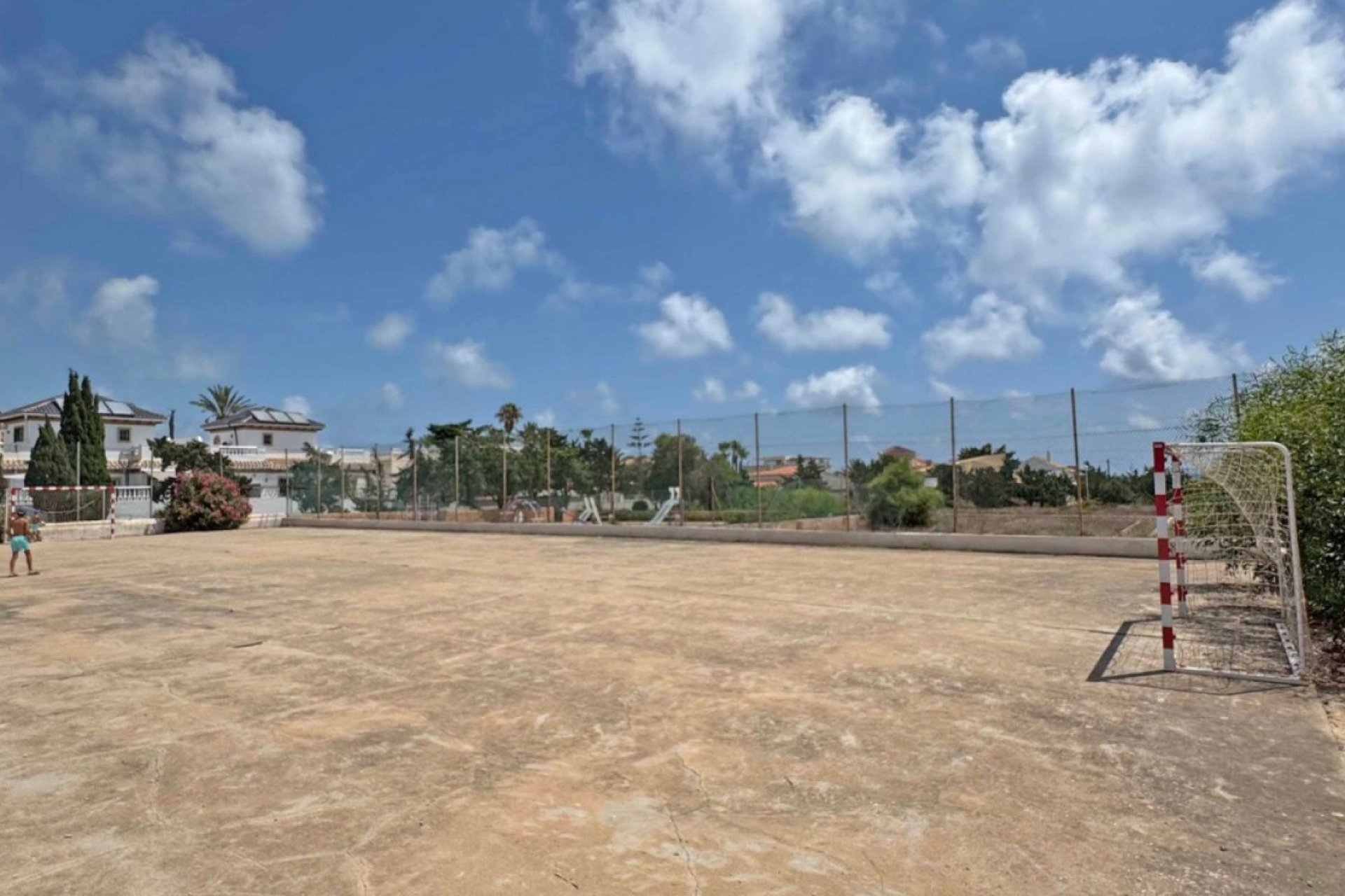 Herverkoop - duplex -
Torrevieja - Torrelamata - La Mata