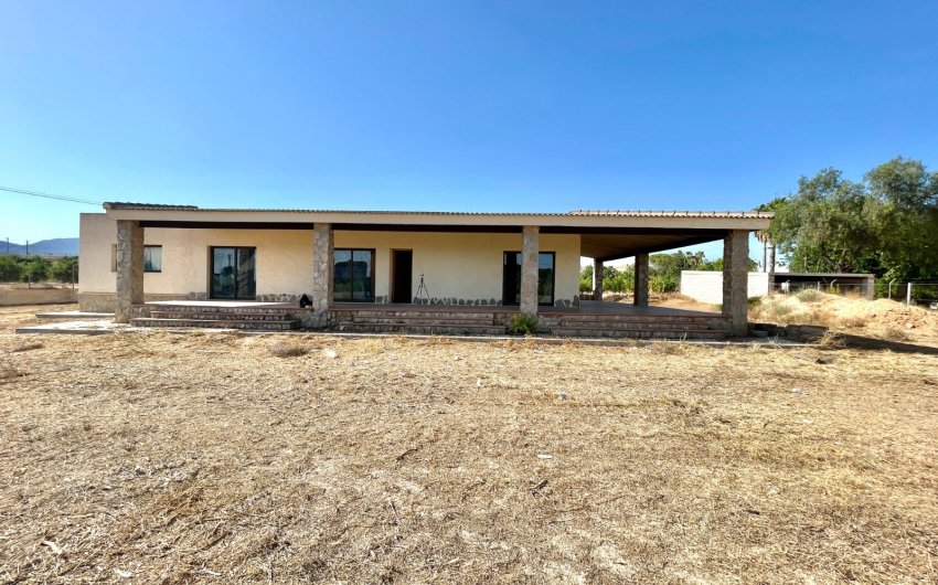 Herverkoop - Finca / Country Property -
Elche - Matola