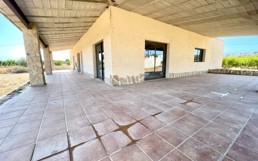 Herverkoop - Finca / Country Property -
Elche - Matola
