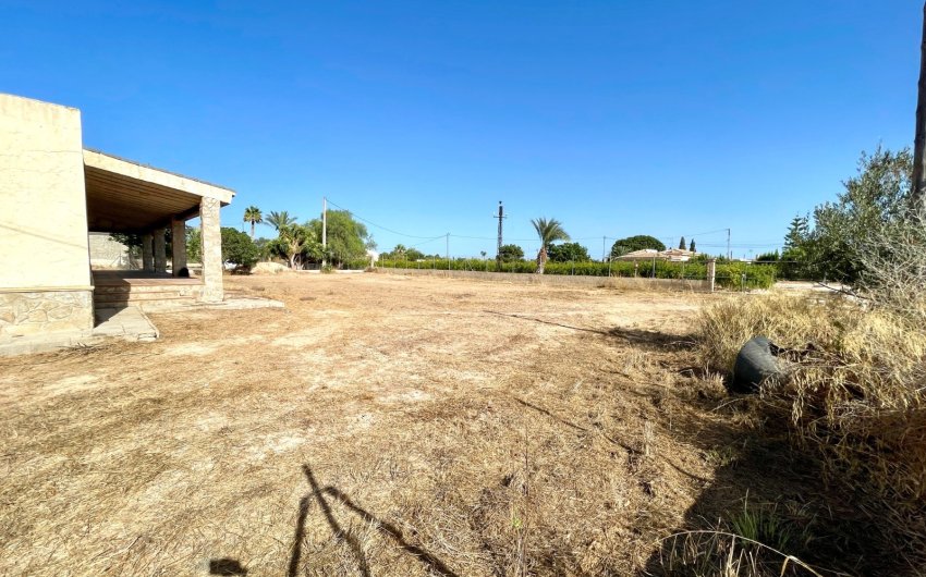 Herverkoop - Finca / Country Property -
Elche - Matola