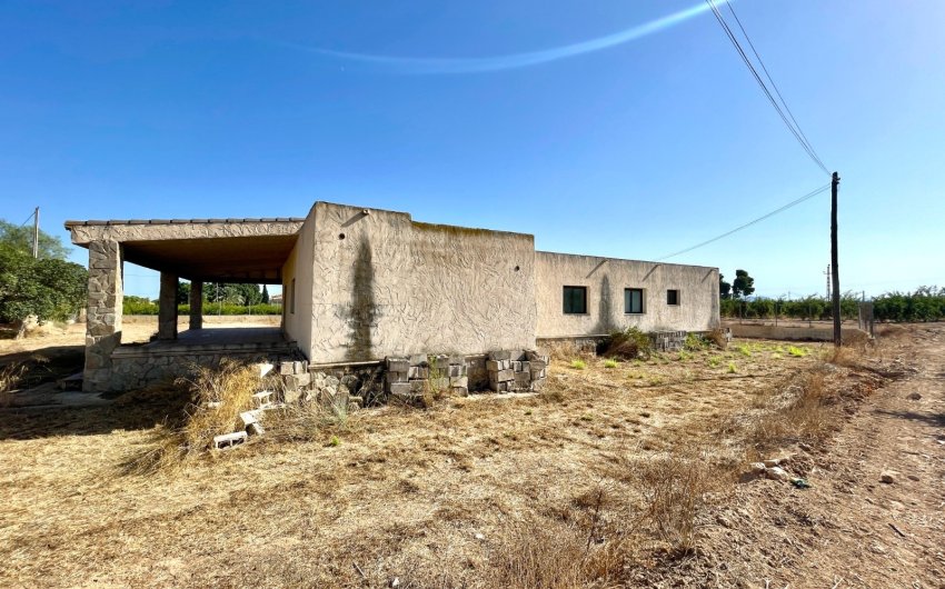Herverkoop - Finca / Country Property -
Elche - Matola