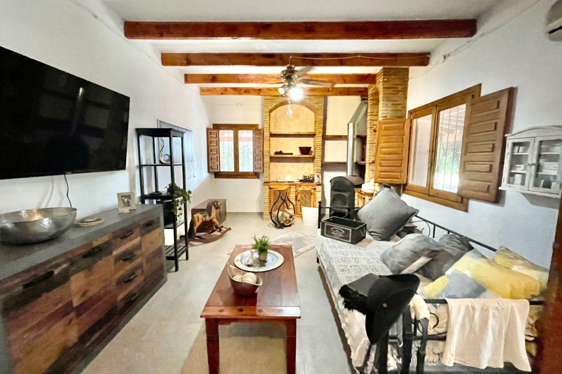 Herverkoop - Finca / Country Property -
Orihuela