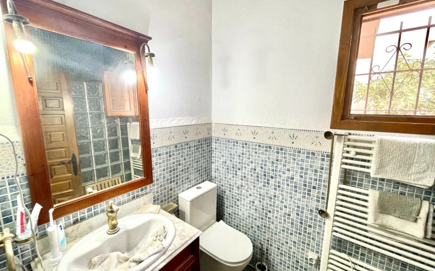Herverkoop - Finca / Country Property -
Orihuela