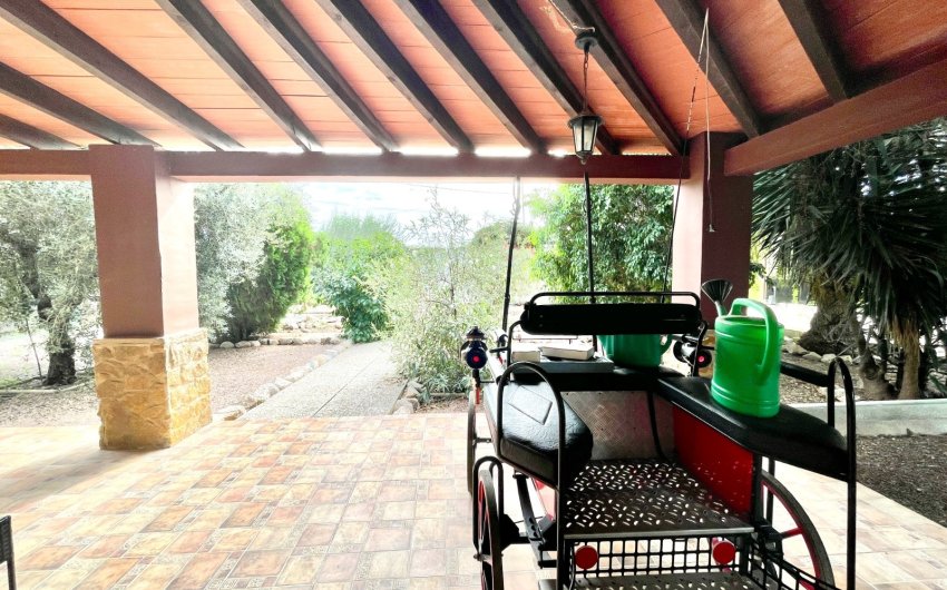 Herverkoop - Finca / Country Property -
Orihuela