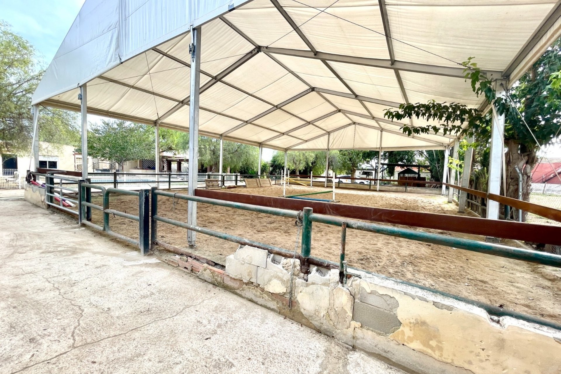 Herverkoop - Finca / Country Property -
Orihuela