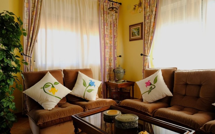 Herverkoop - Finca Country Property -
Orihuela