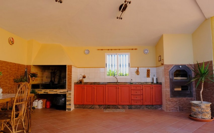 Herverkoop - Finca Country Property -
Orihuela