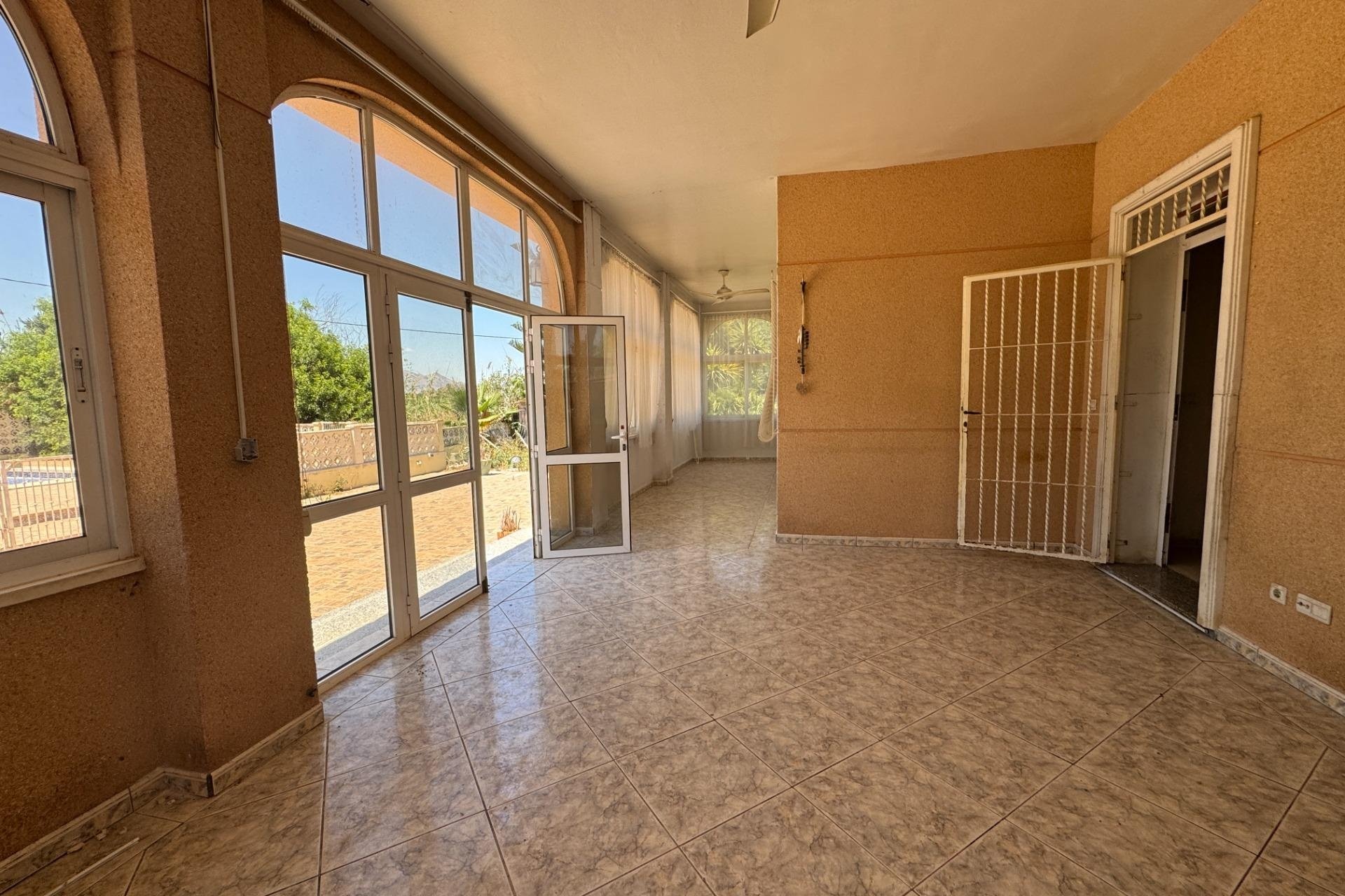 Herverkoop - Finca -
Dolores - Comunidad Valenciana