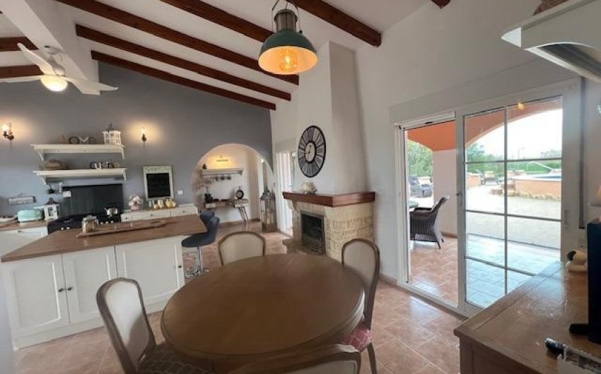 Herverkoop - Finca -
Dolores - Comunidad Valenciana